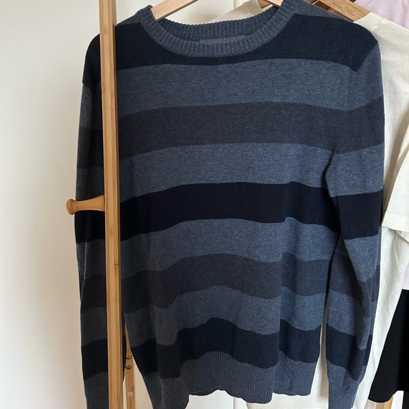 Grayson & Dunn Blue Striped Crewneck - Picture 3 of 5